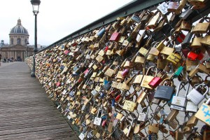 Locks on the Pont des Arts Image Credit: Huffingtom Post