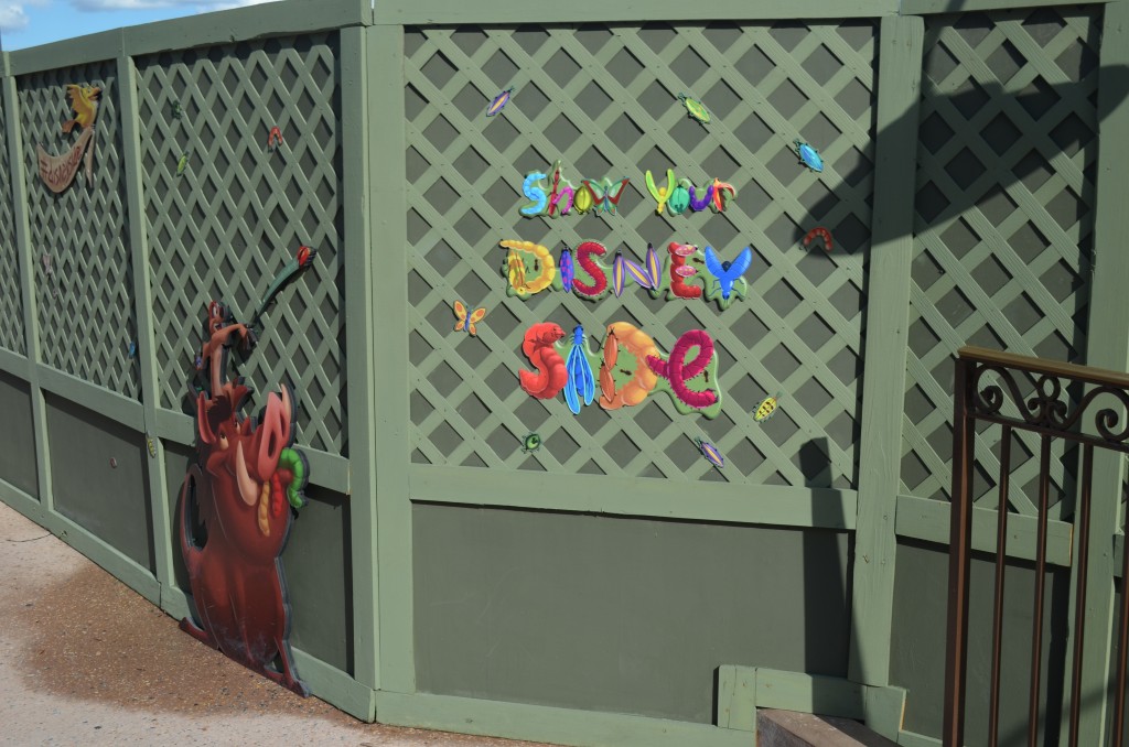 Pumbaa andTimon line this wall between The Hub and Adventureland