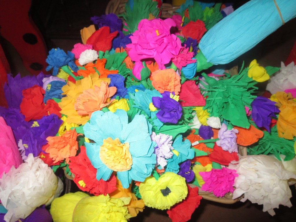 Paper flowers Mexico